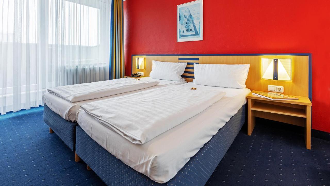 Np Wallis 3* München