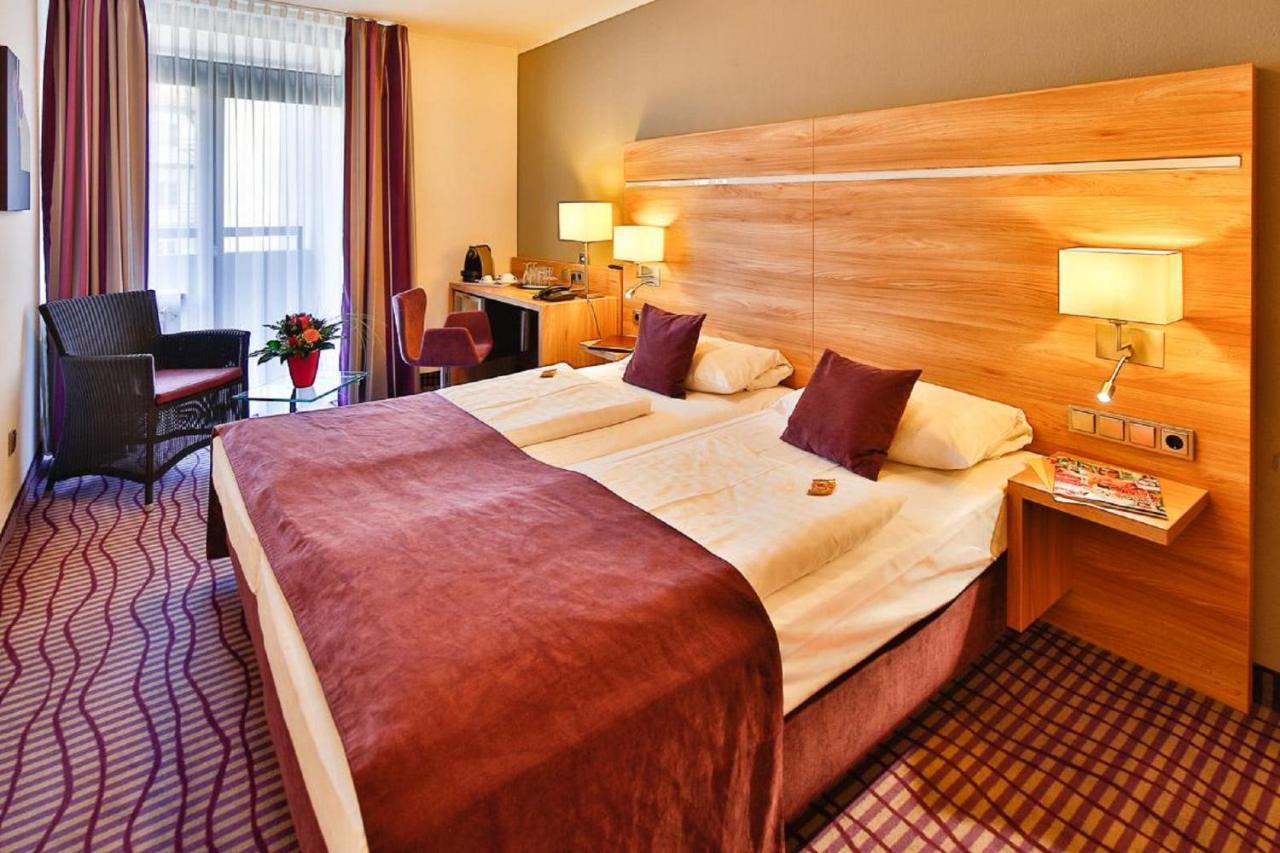 Hotel Np Wallis 3*