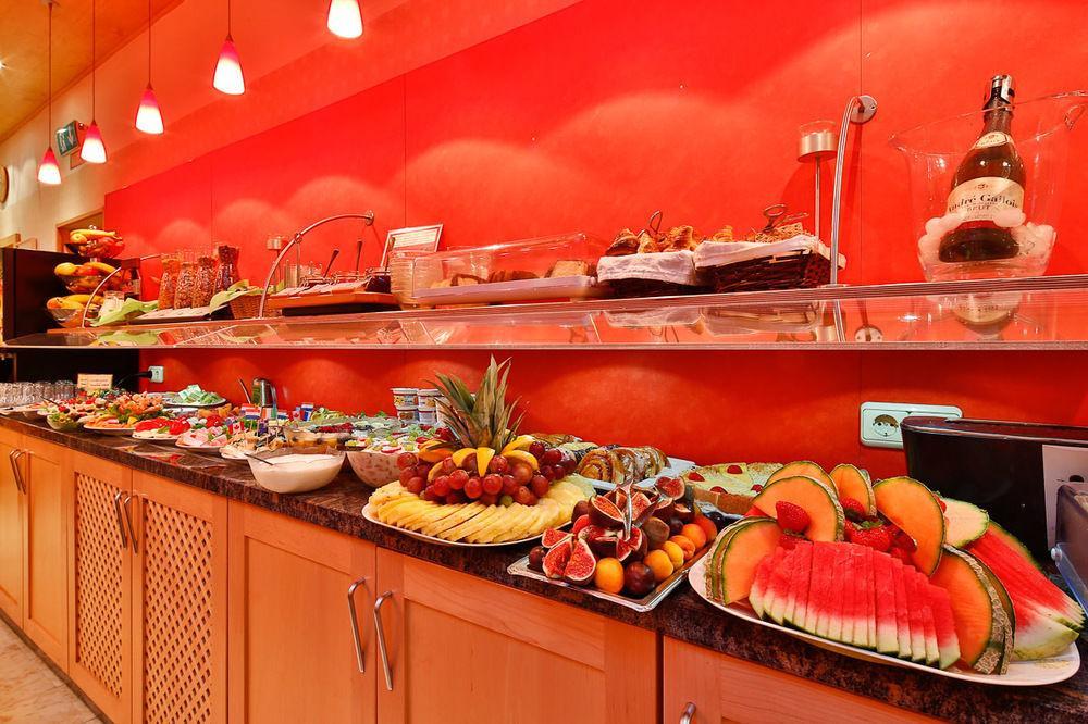 Np Wallis Hotel München